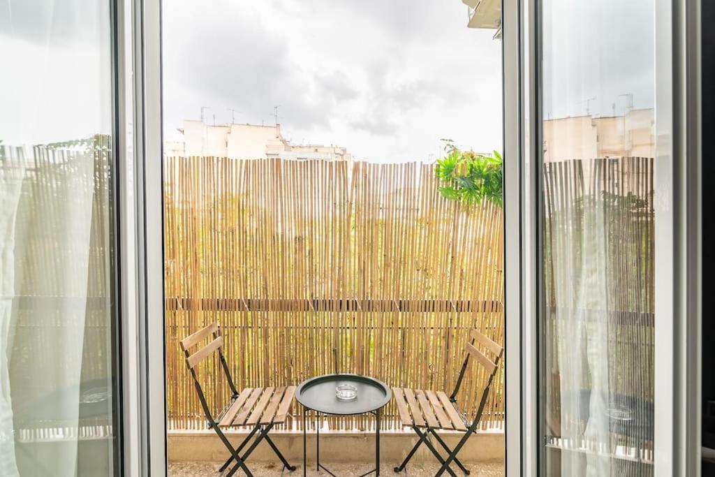 Chic Apt Near Acropolis - Avdi Square Athen Exterior foto